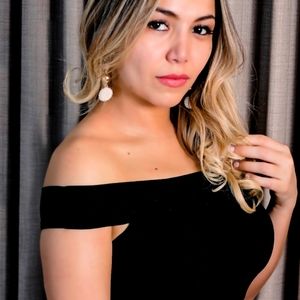 Meet your Posher, Beatriz